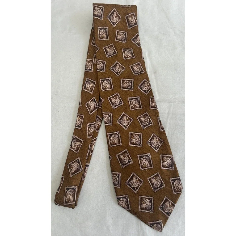 Vintage 90s Valentino Cravatte Silk Tie Mens Brown Pattern Made in Italy 4X58